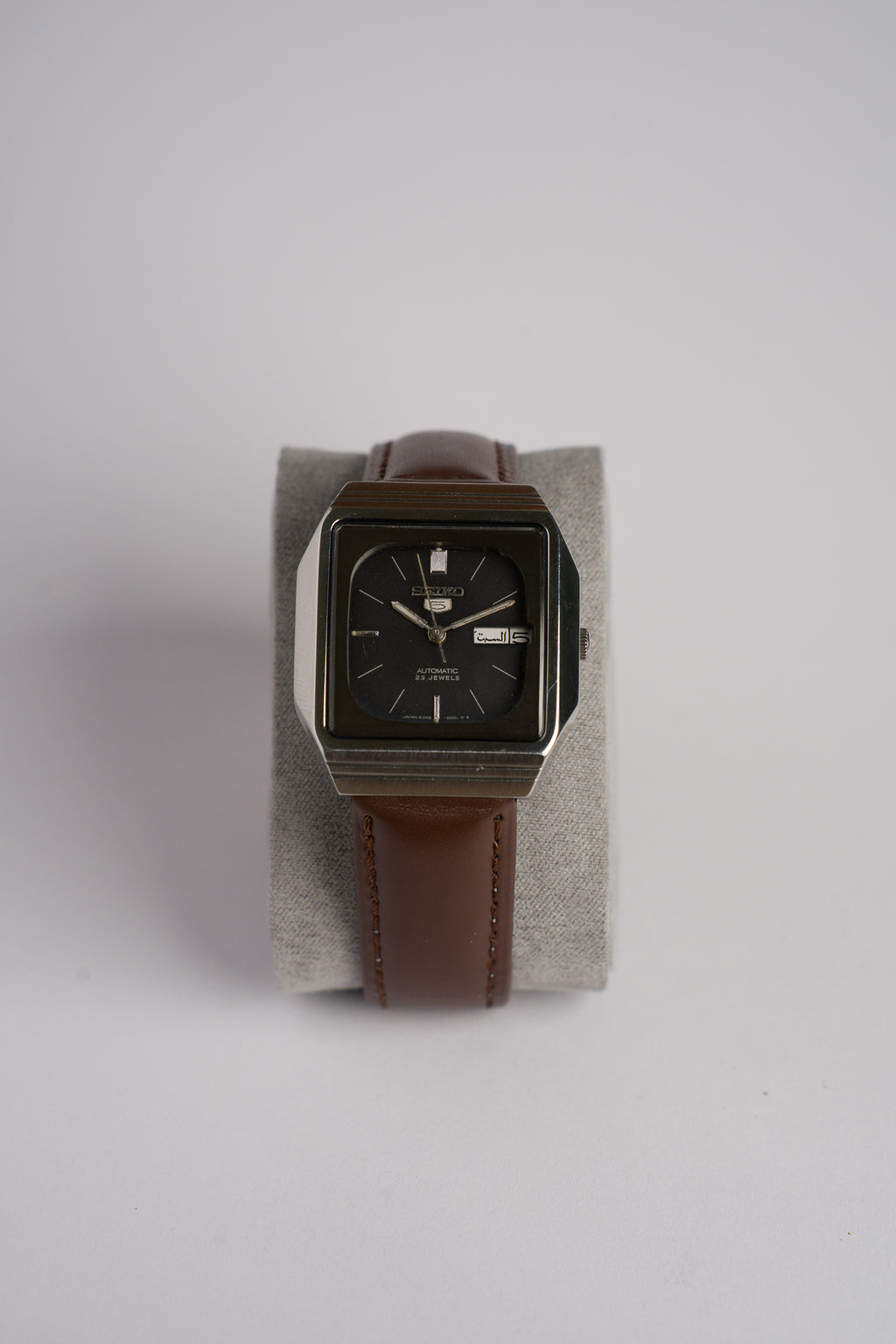 Seiko 5 Automatik 1982 mit Kaliber 6349A, Frontansicht