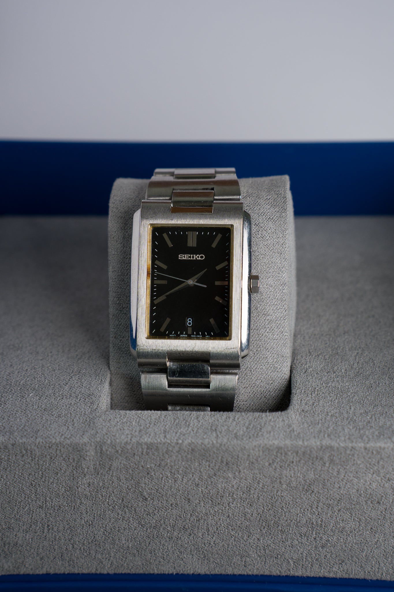 Seiko SKK109P1 Quarz Herrenuhr im Tank-Stil, rechteckiges Edelstahlgehäuse